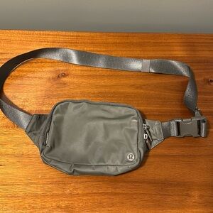 Lululemon belt bag